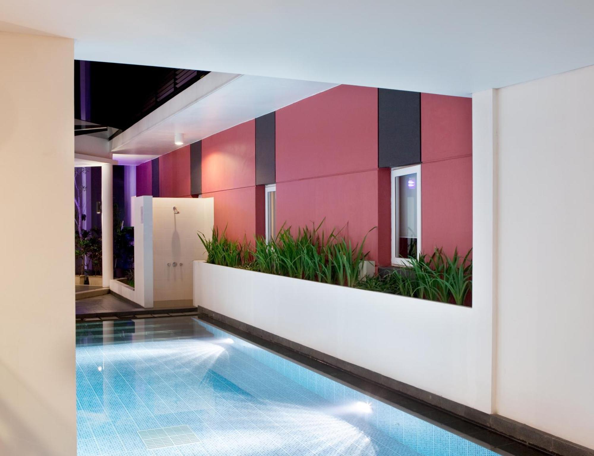 Amaris Hotel Cimanuk Bandung Exterior photo