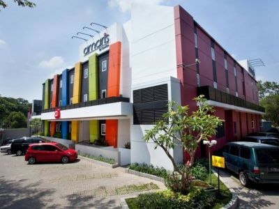 Amaris Hotel Cimanuk Bandung Exterior photo